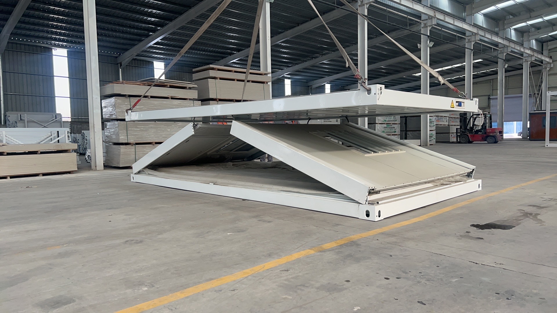 Portable Foldable Heat And Sound Luxury Apartment Fast Install Folding Container House Beautiful and with Optional Wall