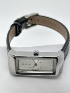 China Quartz Watch Sports Wrist Watch with Comfortable Leather Band wholesale