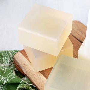 China Handmade DIY Natural FDA Melt And Pour Soap Base wholesale