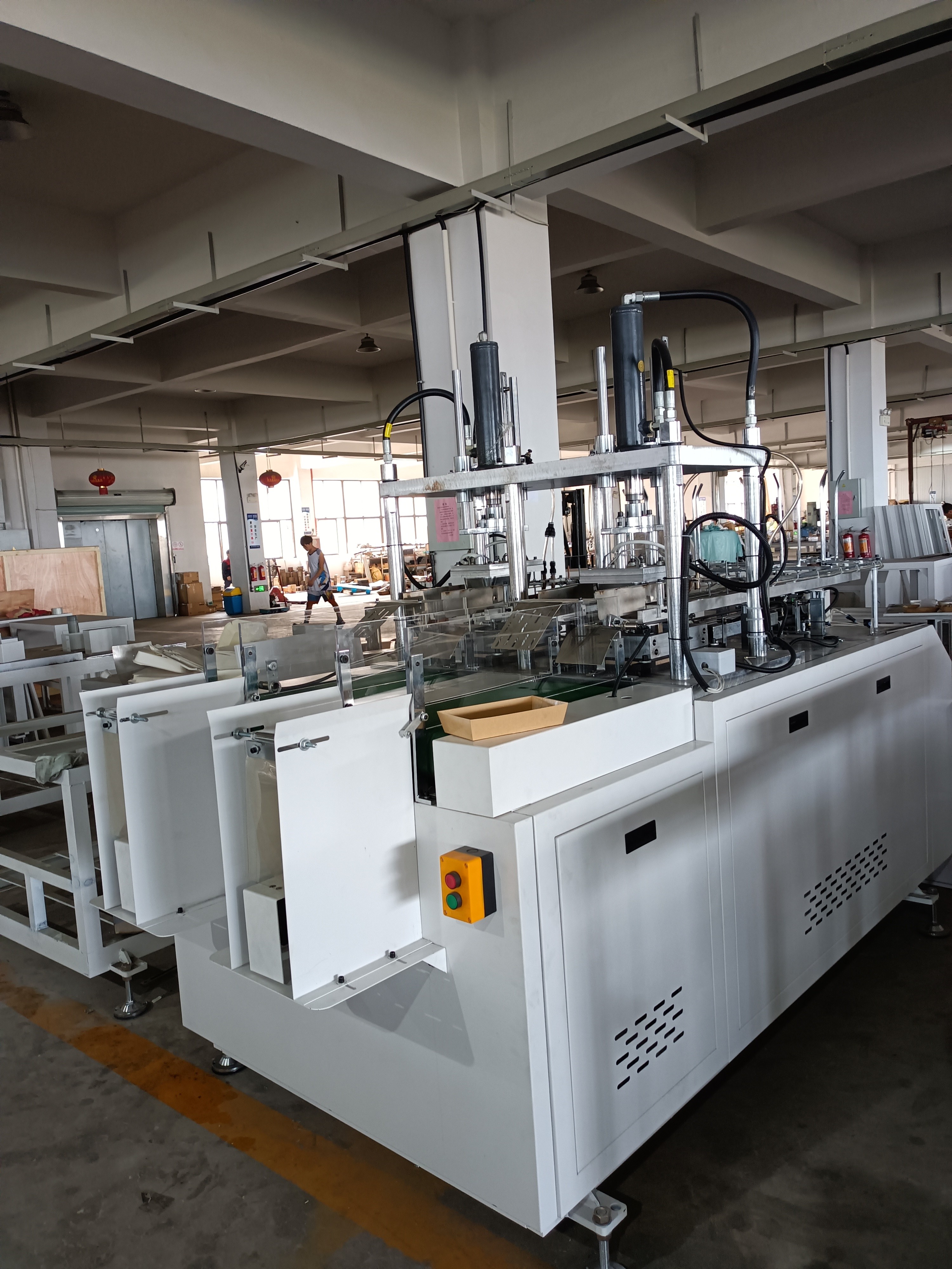 CHJ-A Automatic Intelligent Paper Box Forming Machine 40-50/Min