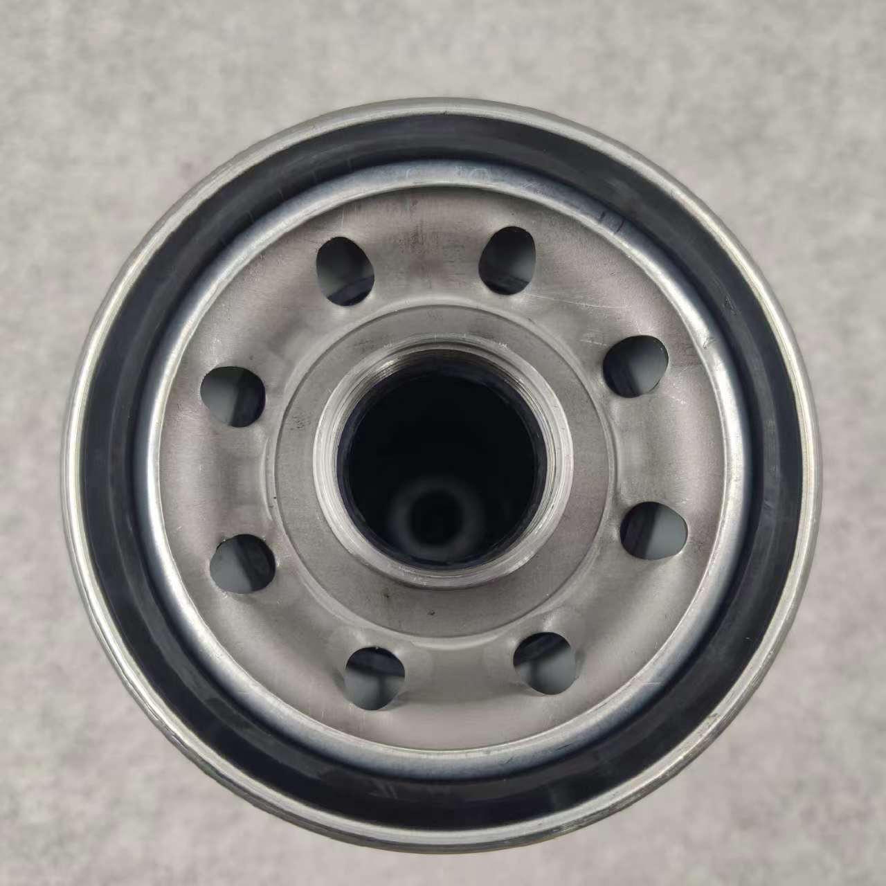 LF670 3889310 3313279 400508-00092 Oil Filter for DOOSAN SHANTUI DL08 DX300LC SHANTUI SD22 Bulldozer and YANMAR Forklift