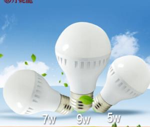 China 5W LED Plastic E27 Bulb with SMD2835 chip wholesale