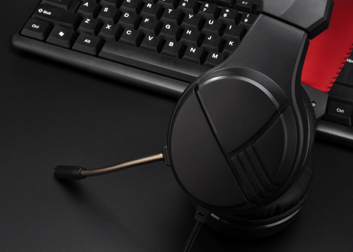 3.5plug PS4 PS5 Gaming Headset , ROHS Over Ear Headphones With Mic