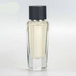 high-grade glass glass perfume bottle with wooden magnet cap and pump spray