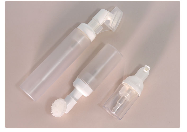 Empty Essential Oil Bottles 30ml / 50ml / 100ml Custom Plastic Spray Bottles With PET Collar