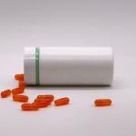Customized Color Emboss Logo Plastic Bottles for Capsules/Tablets/Pills/Powder