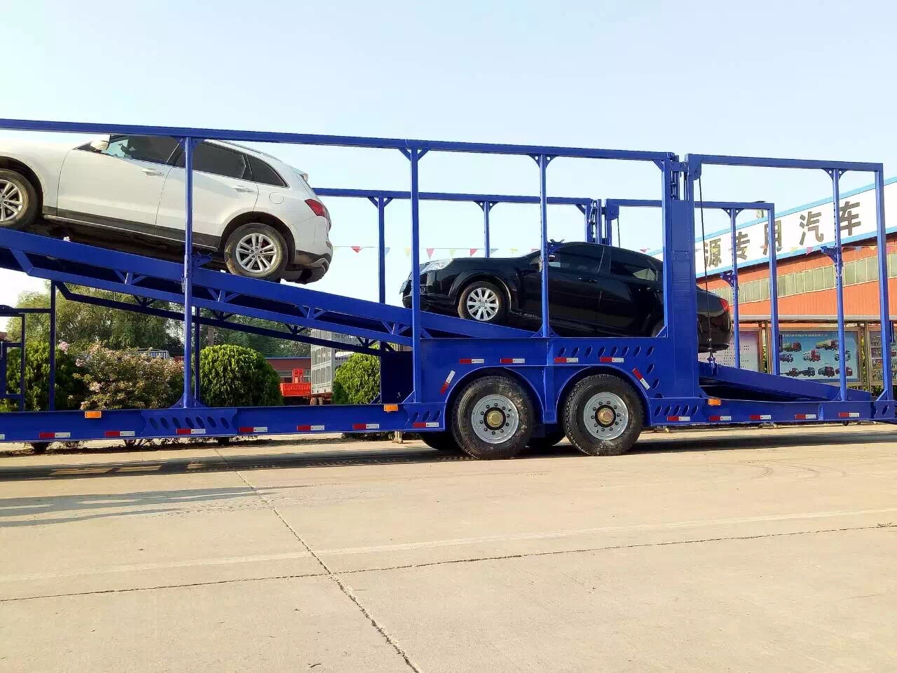 3 Axles Car Carrier Semi Trailer with Steel Material and 40000KG Payload