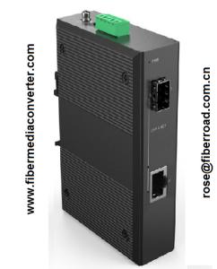 China Industrial Giga Fiber Media converter -40℃~75℃ , 1×10/100/1000BASE-Tx RJ45 to 1×1000BASE-FX（SFP/1*9) wholesale
