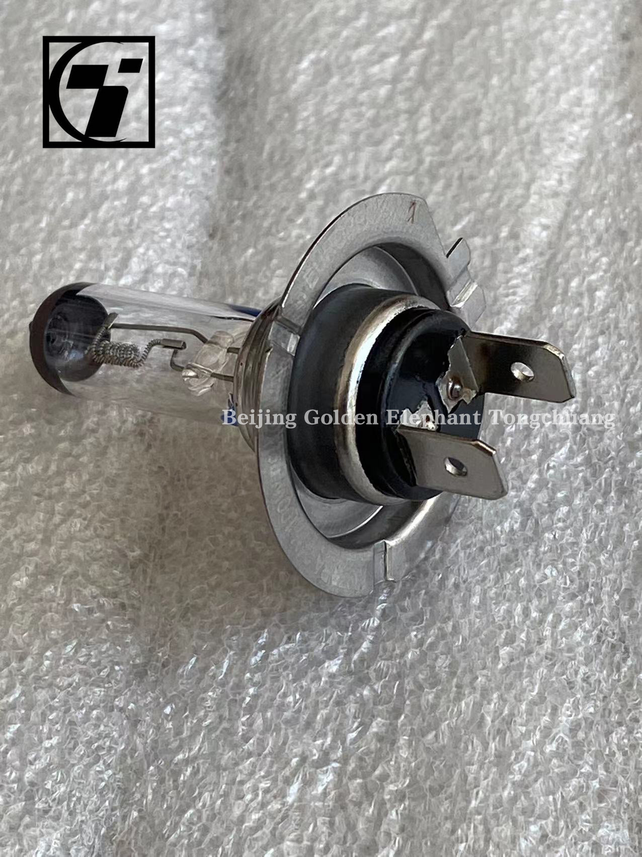 Foton Aumark Truck Model Full Car Floodlight H1 H3 H4 H7 12V 24V Auto Halogen Lamp