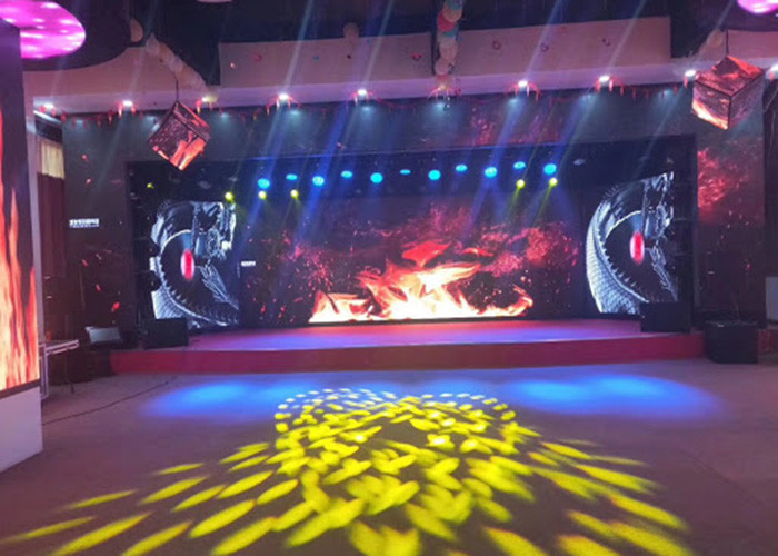 Low Consumption P1.923 400*300*60mm Indoor Full Color LED Display