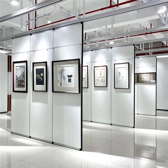 36db Soundproof Fabric Surface Wooden Partition Wall For Gallery ODM
