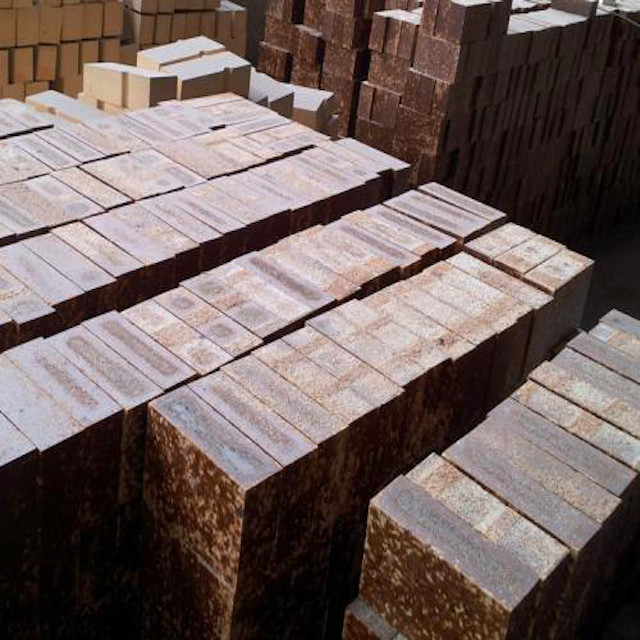 MGO Magnesia Chrome Fire Refractory Bricks For Cement Kiln