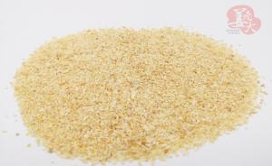China Light Yellow Spicy 40 Mesh Dehydrated Garlic Cloves wholesale