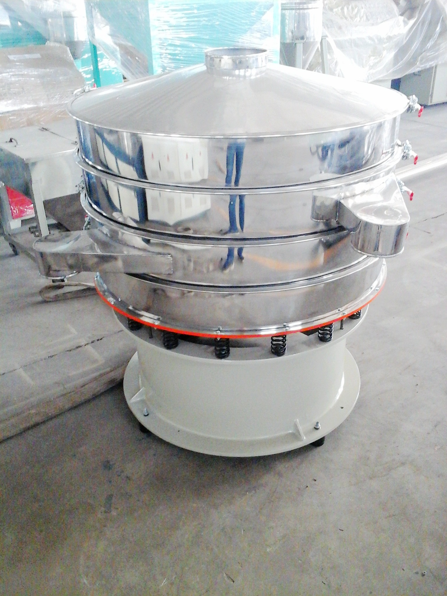 Circular Vibrating Sieve Machine 500 Mesh Easy Operated Grid Design 0.75kw
