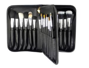 China ODM Eco Friendly Black Cosmetic Makeup Brush Set Wooden Handle wholesale