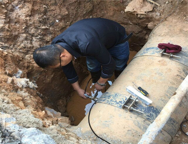 Insertion Type Transit Time Ultrasonic Flow Meter For Waste Water Industry