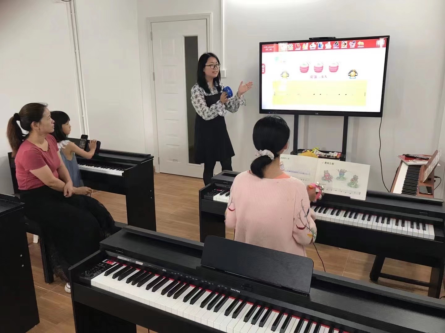 Portable piano 88 key electronic piano keyboard professional MIDI keyboard with Bluetooth