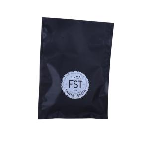 China OEM Heat Seal PE Zipper Packaging Bag Eco Friendly Vacuum Bagging Film wholesale