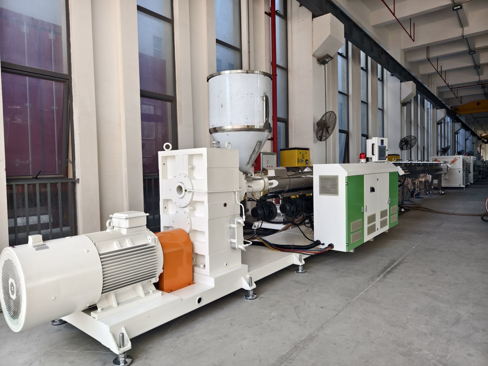 ABS Pipe Extrusion Machine Used To Produce ABS / PE / PP Roll Core Tubes
