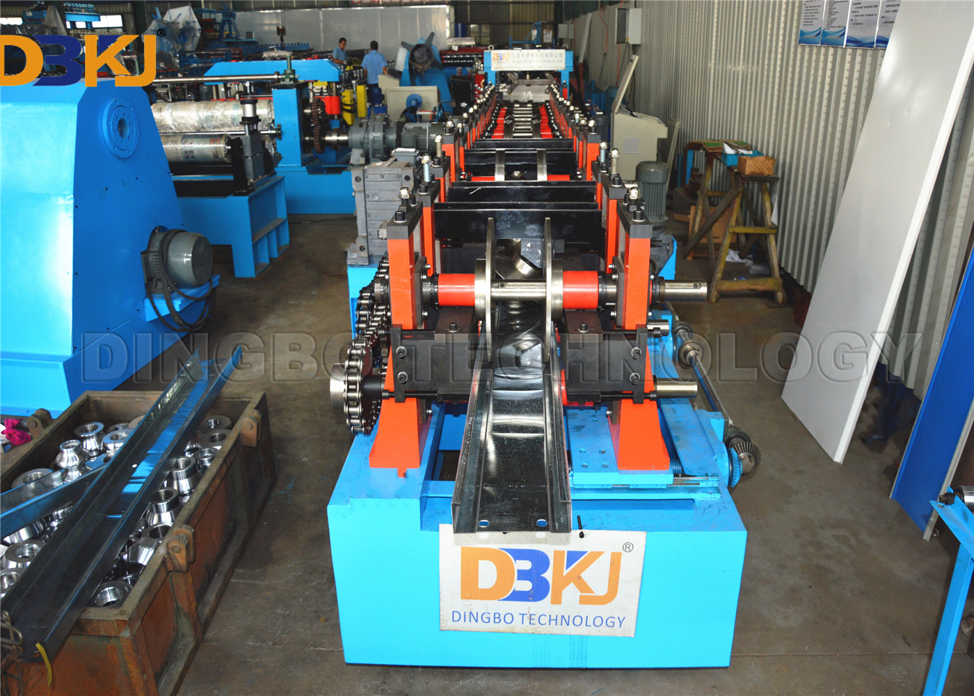 Galvanized Sheet Metal Roller Purlin Rolling Machine With Chain Or Gear Box Driven System
