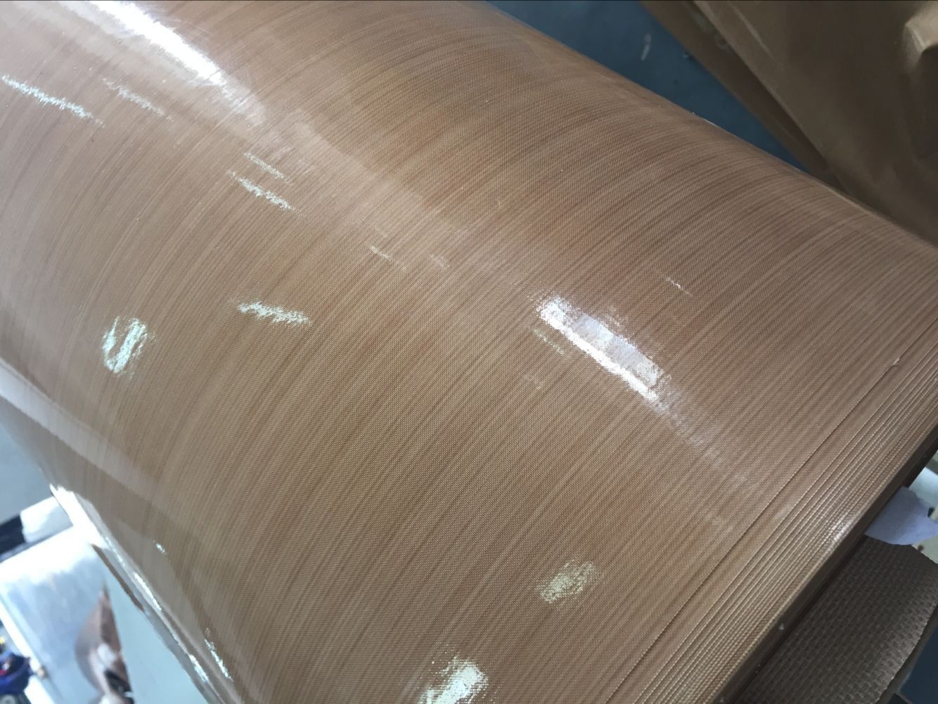 Brown Ptfe Coated Glass Cloth / PTFE Coated Fiberglass Cloth 0.08-0.35mm Thickness