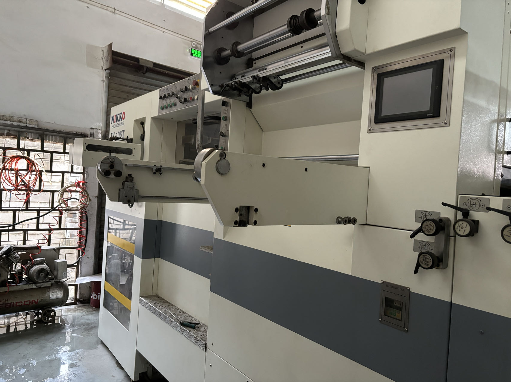 YOCO JY106T Automatic Die Cutting Machine The Ultimate Investment for Paper Printing