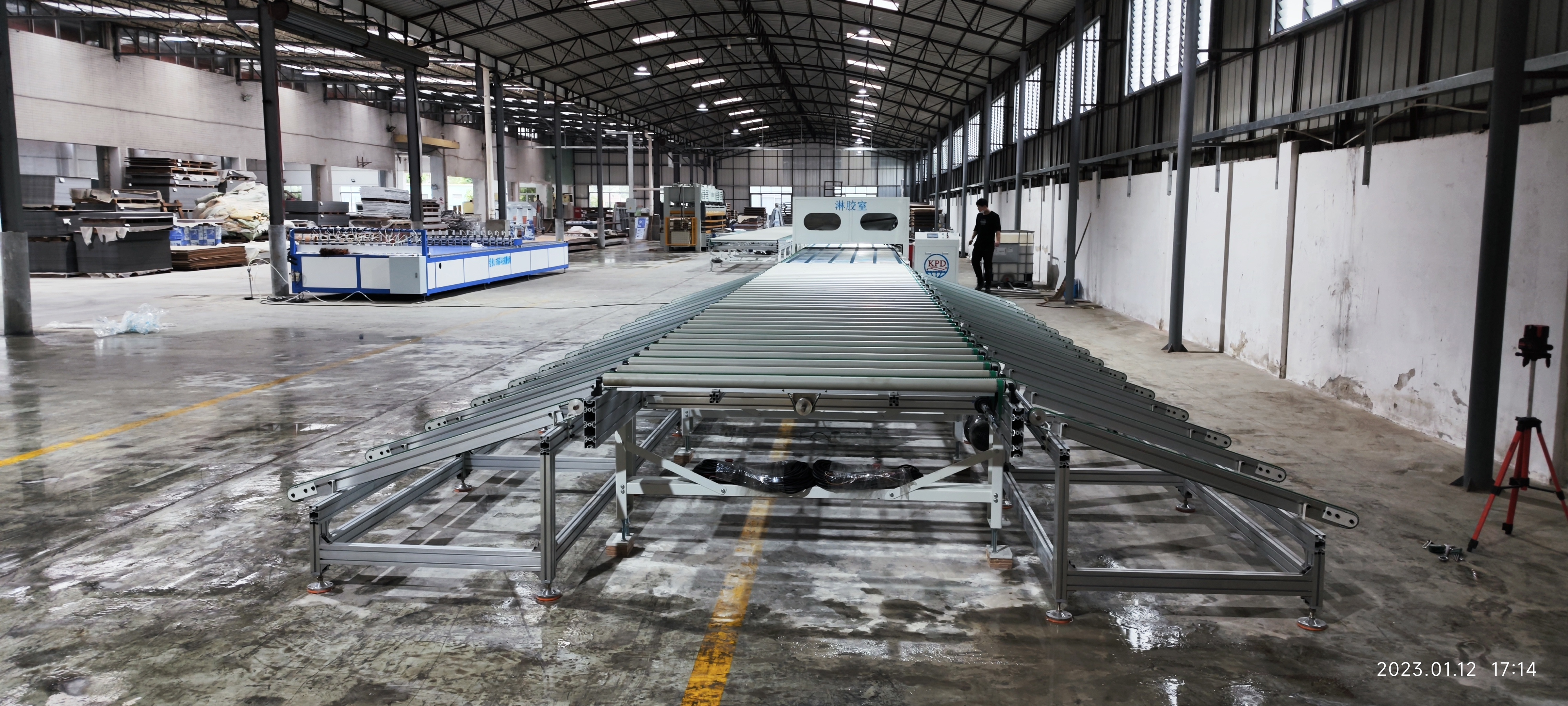 2 Component PU Adhesive Bonding Machine for Composite Sandwich Panel Condition