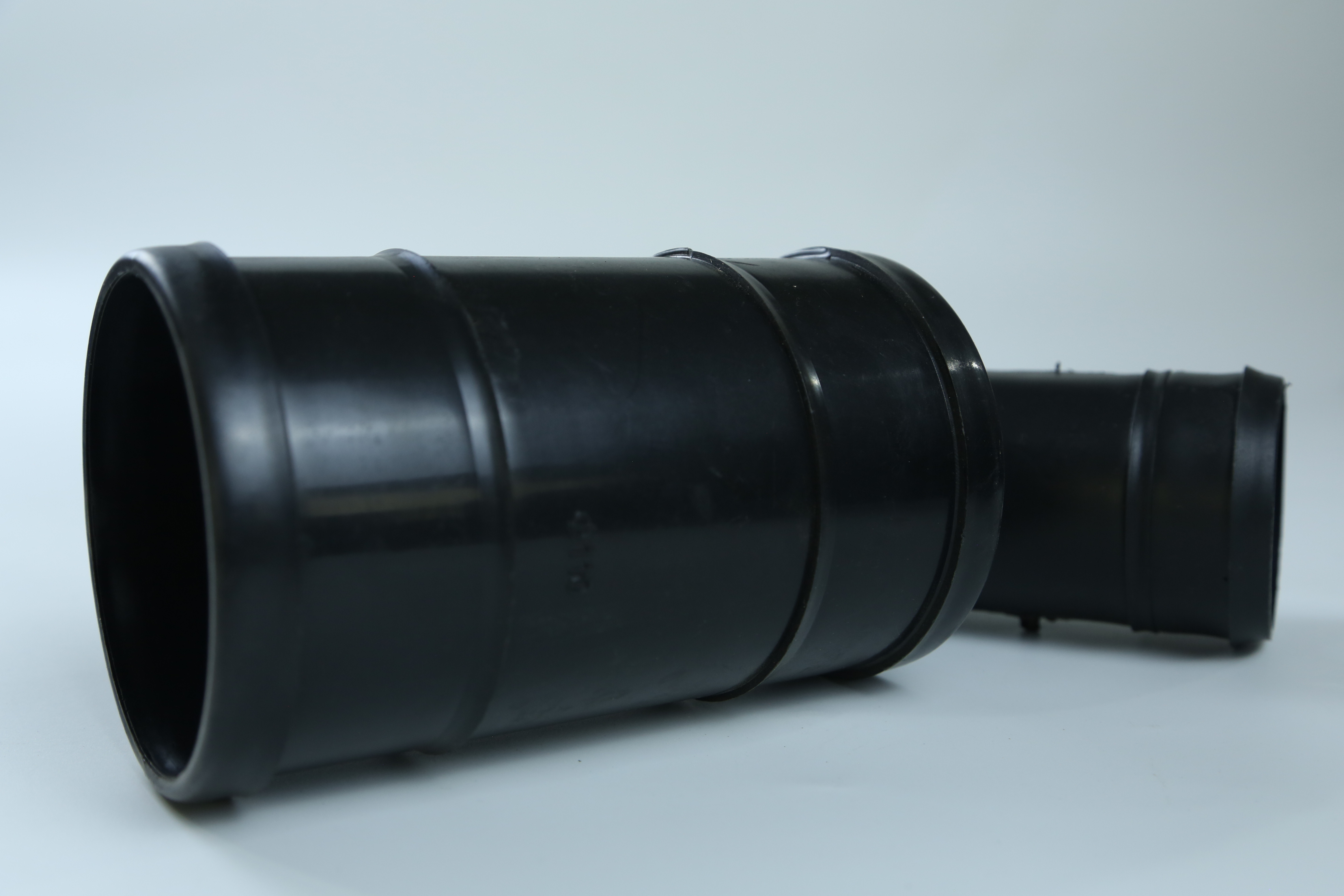 Flexible Irrigation Tape Fittings 16mm Drip Tape Connector In Agriculture