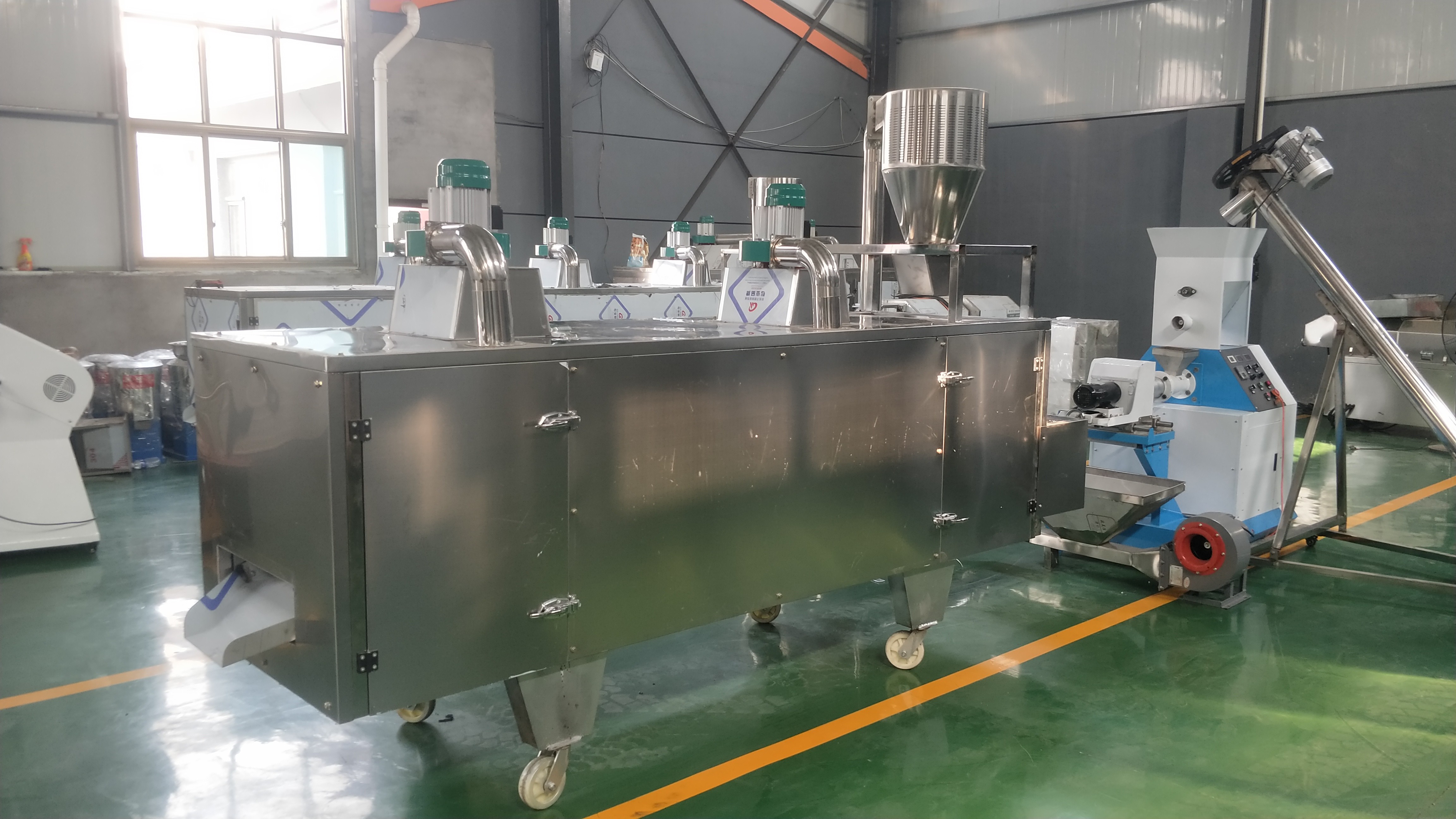 5.5kw Animal Feed Pellet Production Line Floating Fish Poultry Feed Production Line