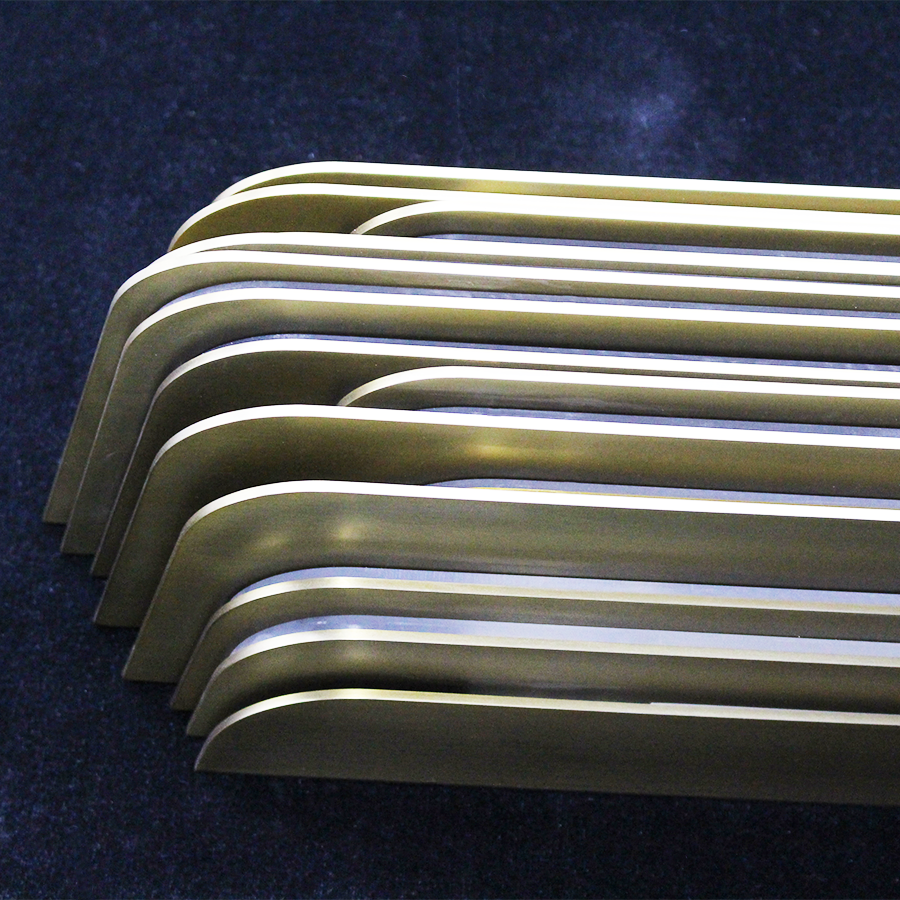 Modern Brass LED Wall Lamp with Warm White Light 3500K