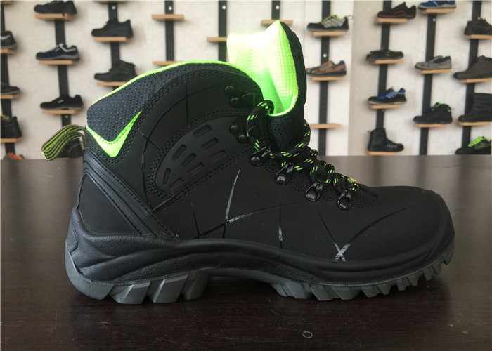Insulated Waterproof Work Boots / Hard Toe Work Shoes For Energy Supply
