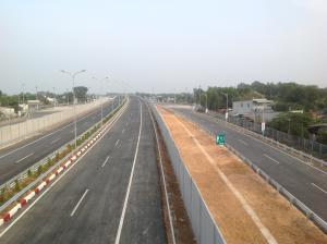 China HDG Highway Roadside Guardrail Systems Q355 Steel wholesale