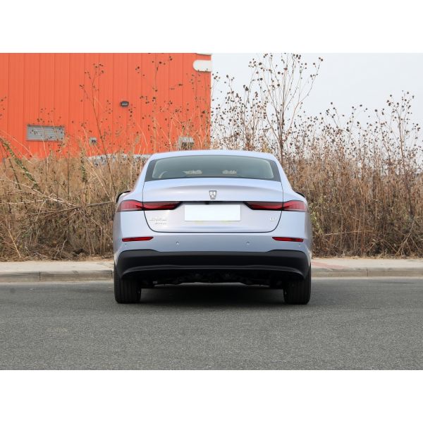 Roewe D7 DMH 125 Beyond Edition Midsize Plug In Hybrid Electric Car Sedan EV