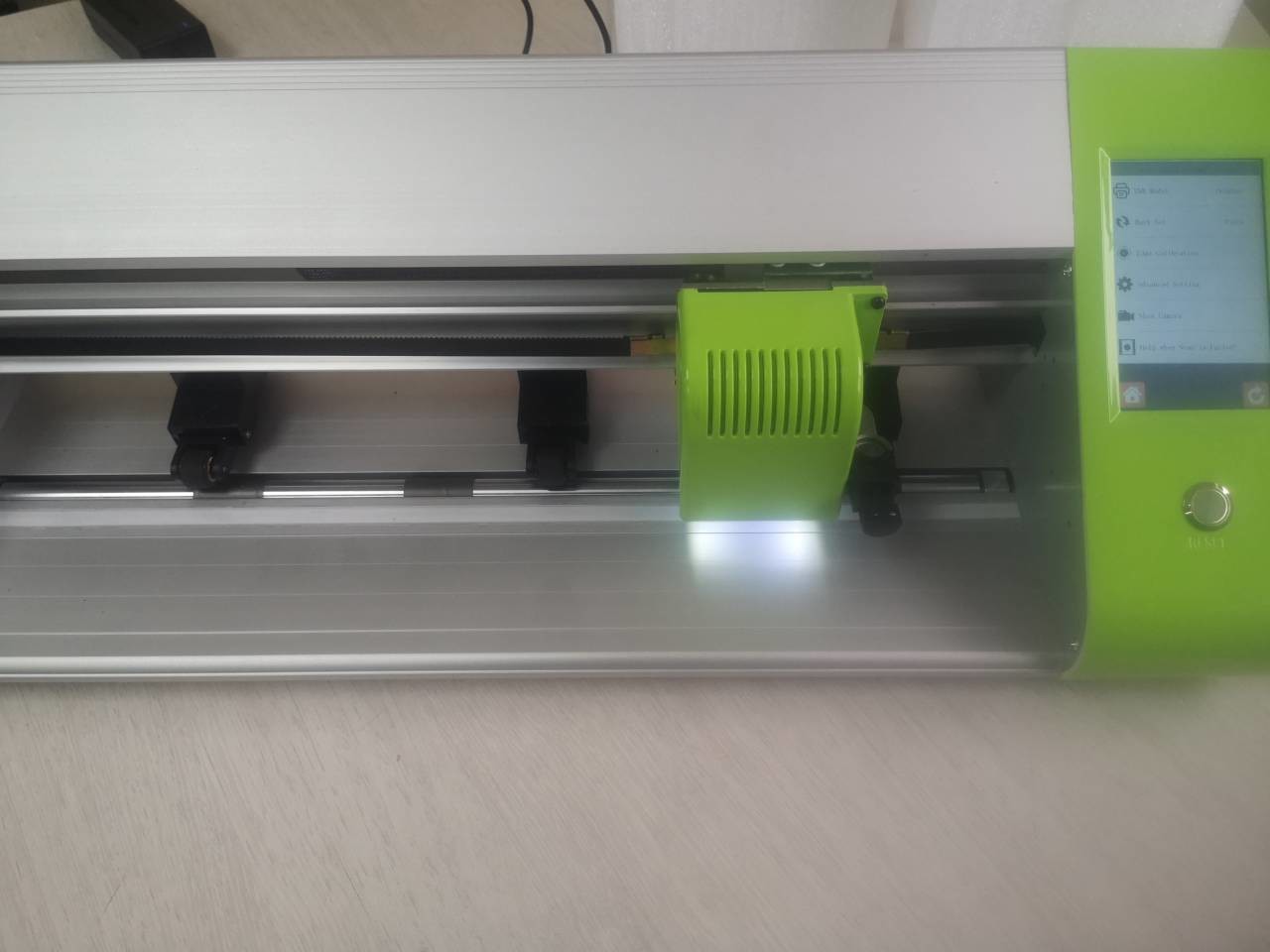 Portable Cast Iron Head 240V Contour Cutting Plotter Mini-CCD450L