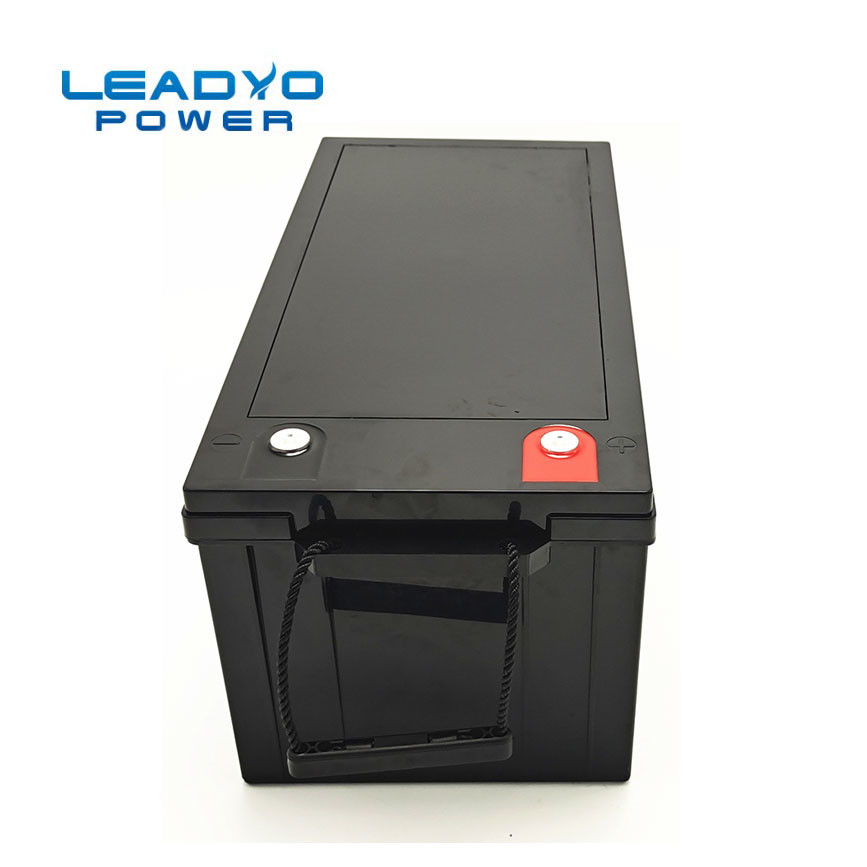 Rechargeable IP66 Lithium ion Marine Battery 12V 200Ah LiFePO4 Deep Cycle Batteries with Smart App