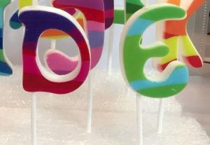 China Multi Colored Letter Birthday Candles 100% Paraffin With White Plastic Holder wholesale