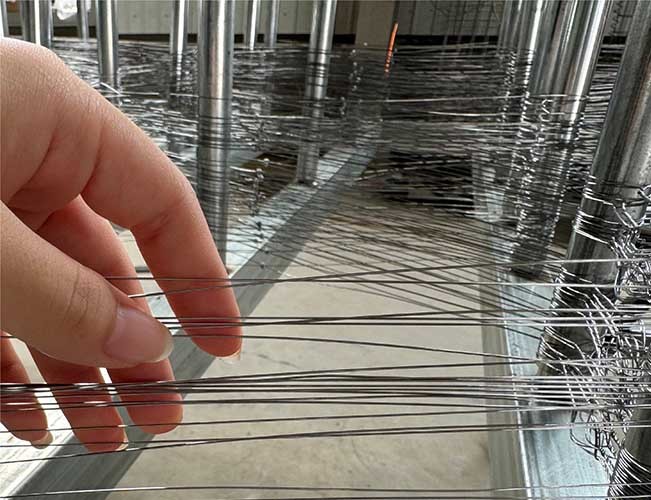 Non-Explosive Barriers Anti Tank Barrier Tank Track Wrapping Wire Mesh