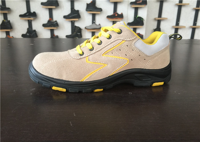 Formal Stitching Even Rubber Safety Shoes Lightweight Abrasion Resistant