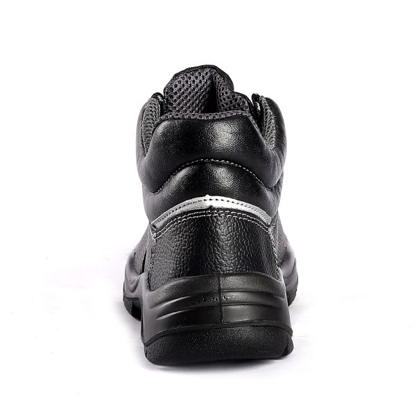 Breathable Mesh Lining Injection Moulding Safety Shoes Slip And Abrasion Resistant for Food Processing Industry