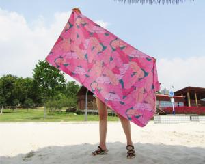 China Lightweight Microfiber Beach Towel Digital Printed / Transfer Printed wholesale