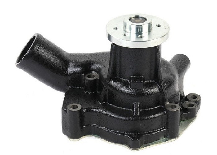 DB58 Excavator Water Pump 65.02502-8220 For DH225-7