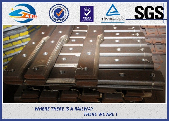 SGS Hot Rolled Steel 4 / 6 Hole Railway Fish Plate For Connecting Rails