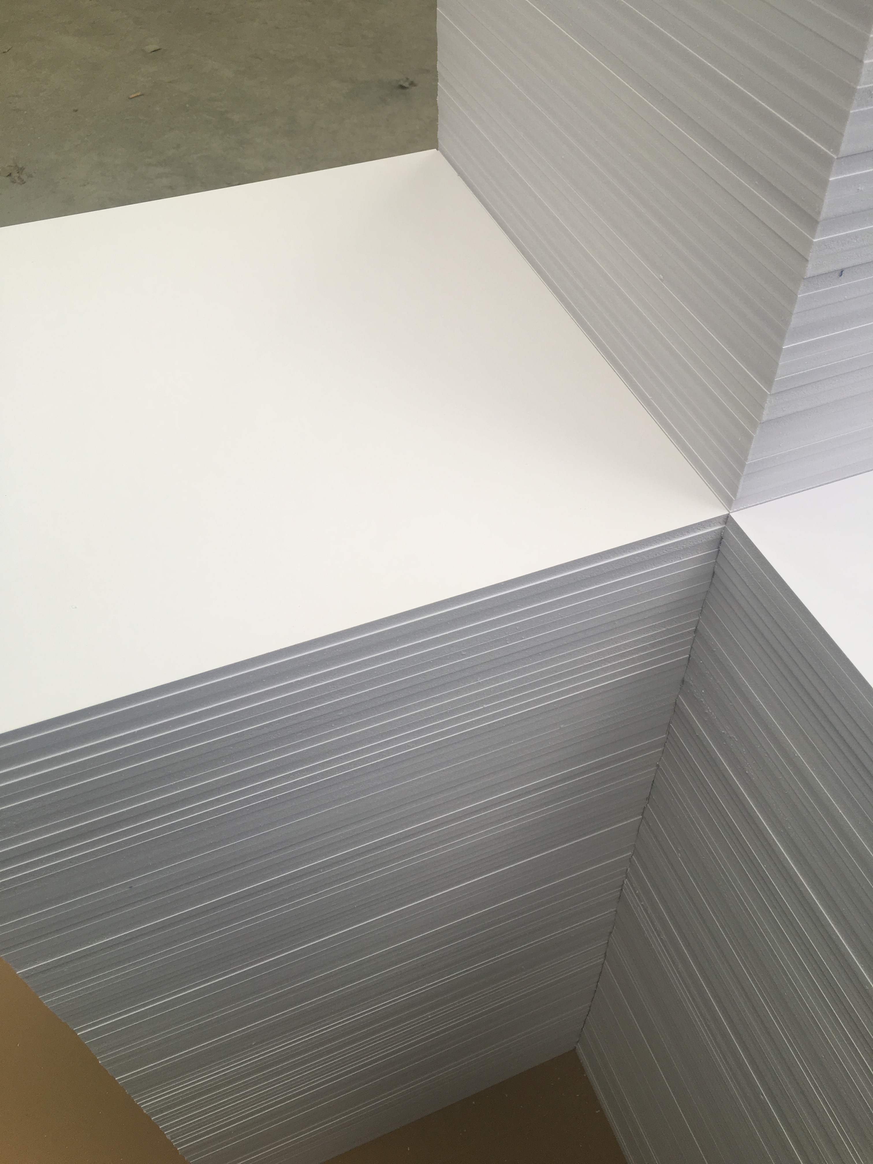 Screw Material 38CrMoALA PVC Free Foamed Board Extrusion Line with High Productivity