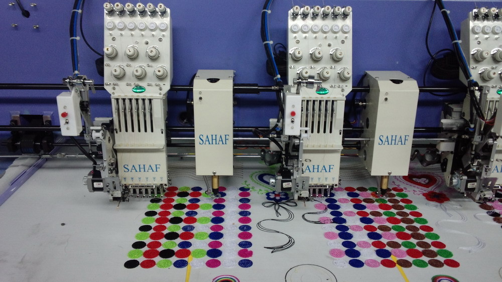 10 Inch Monitor Chenille Chain Stitch Embroidery Machine With Dahao Servo Motor