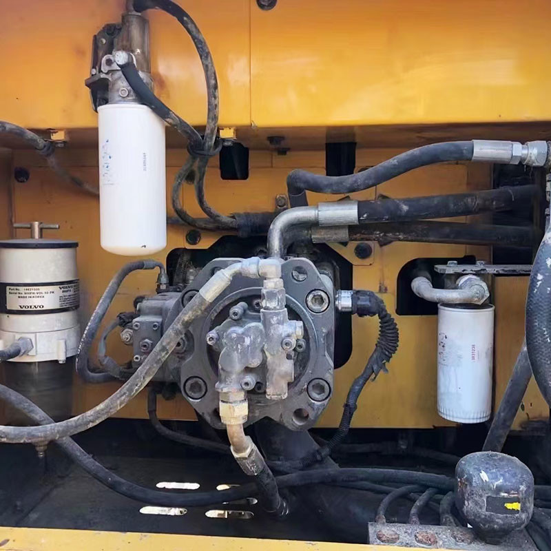 EC250 Used Volvo Construction Equipment 168KW 470L Large Fuel Tank 1.5m3 Bucket Capacity