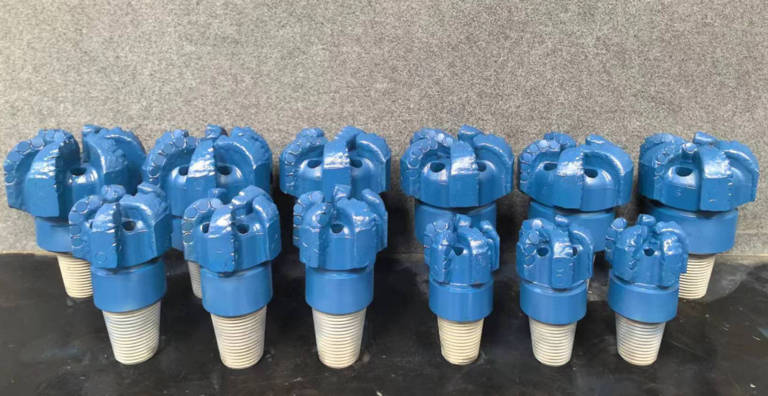 Customized Hardfacing PDC Polycrystalline Diamond Drill Bits Cutters For Coal Mine