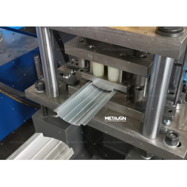 Hydraulic Cutter Equipped Roll Former For Custom Curved Edge Garden Fence Post Production Line