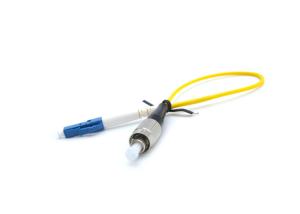 China FTTH Low loss fiber optic patch cord single mode LC-FC optical fiber jumper wholesale