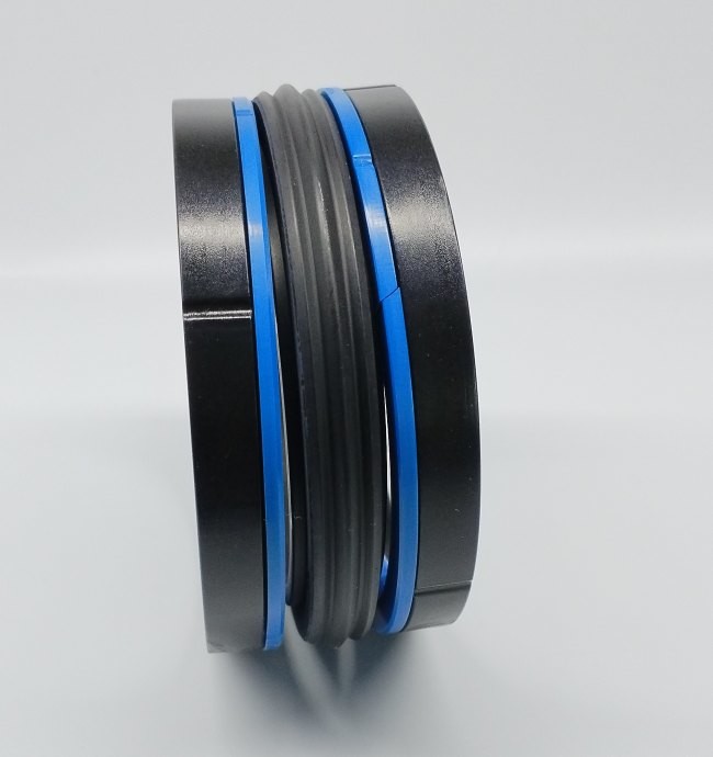 Black Hydraulic Cylinder Piston Seals Dual Action 80 Shore A Fiction Resistance