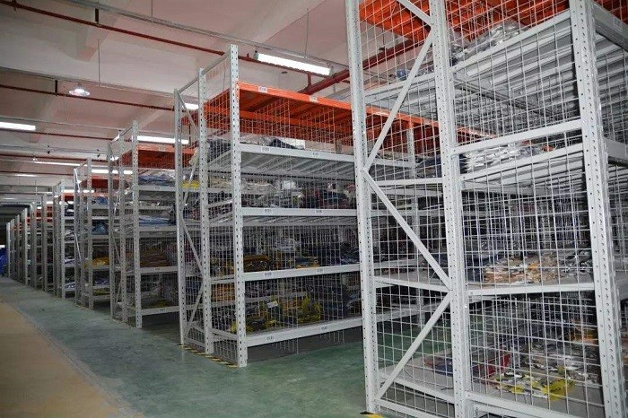 Suspended Linear High Bay LED Lighting 150W Various Bean Angles With Motion Sensor